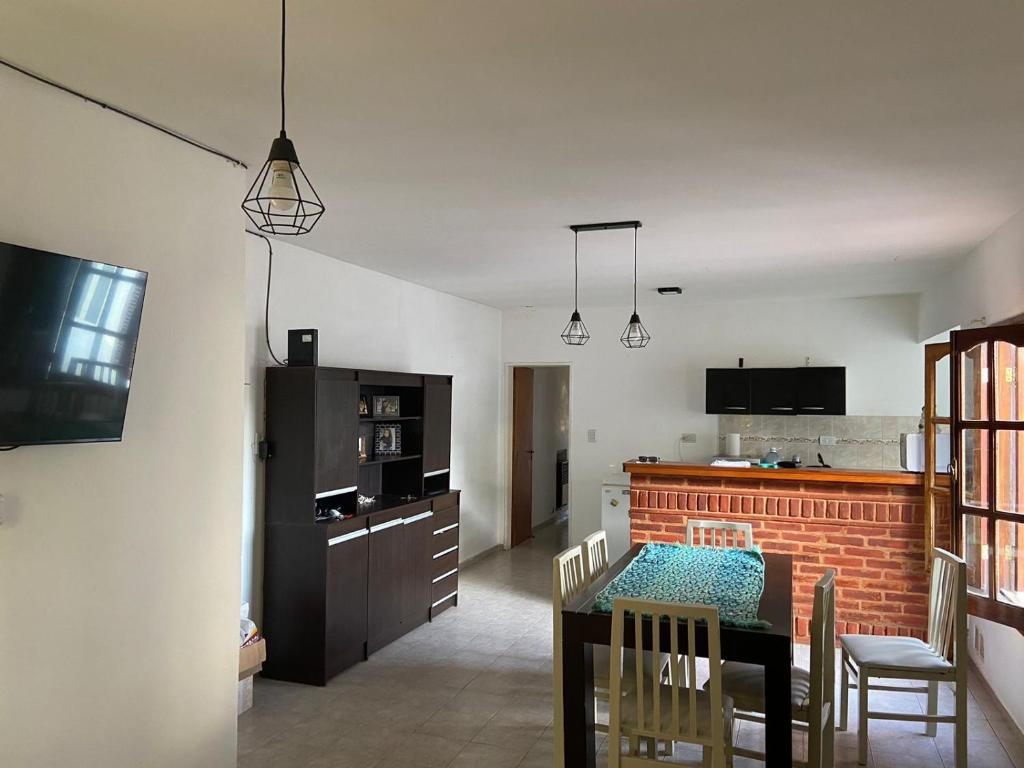 Cómodo departamento en Colón (B) con parrilla