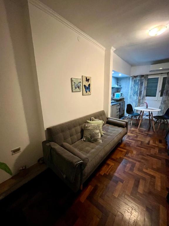 CASA SALTA - A escasos metros de la peatonal y muy próximo a la costanera - Housity
