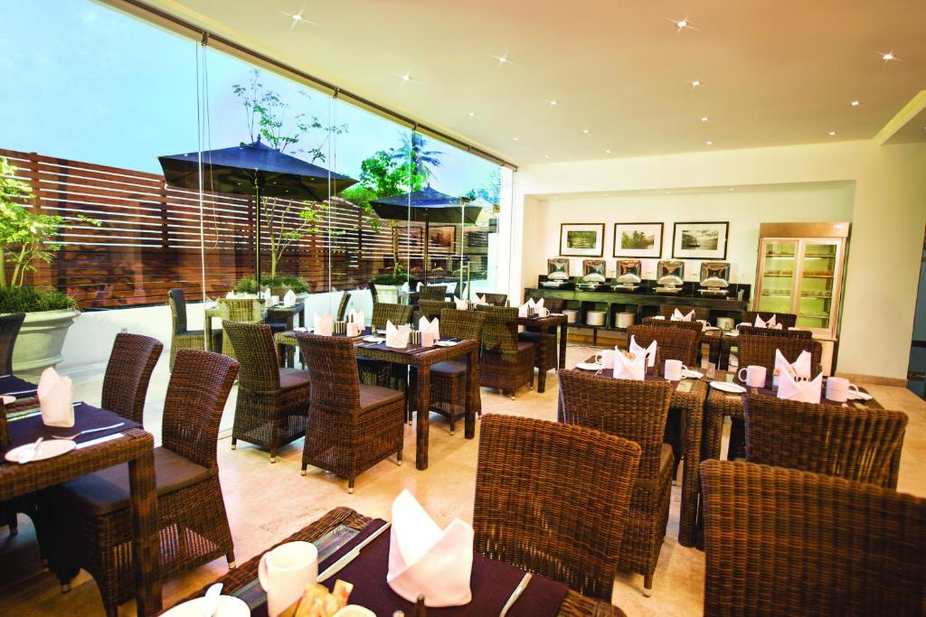 Restaurace v ubytování Fair View Hotel Colombo