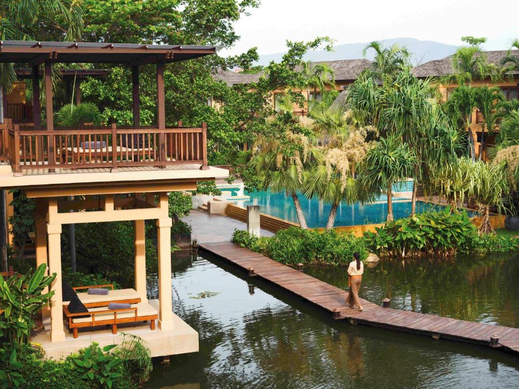 Bazén v ubytování Mövenpick Asara Resort & Spa Hua Hin nebo v jeho okolí