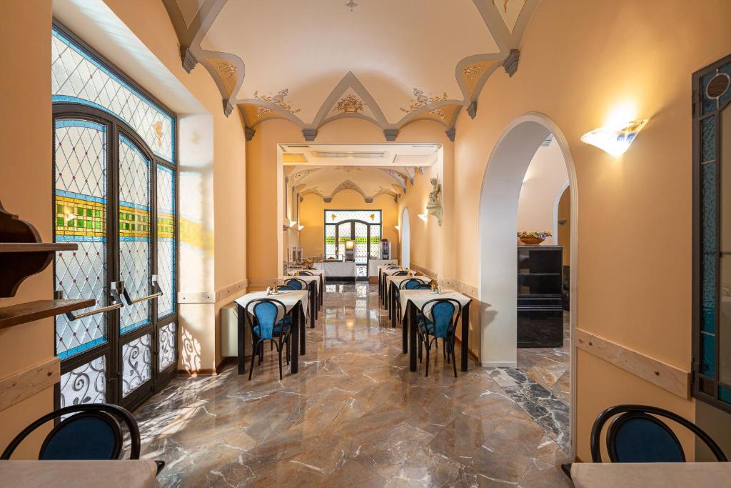 Hotel City - Resim 14