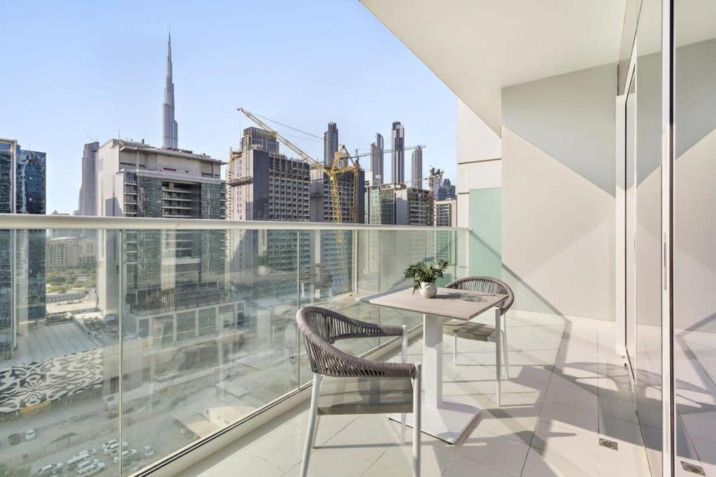 Silkhaus large studio with bedroom in Business Bay’s new tower