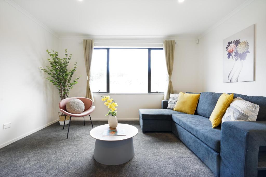 Charming 4bds House with 3 bathrooms Brand New - Resim 12