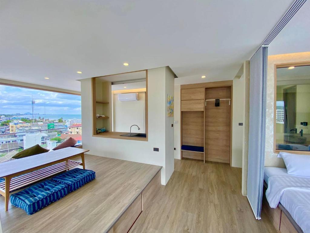 Hub Hua Hin 57 - Resim 15