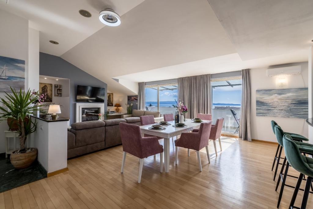 Beautiful view of Luxury Penthouse Apartments With Private Parking