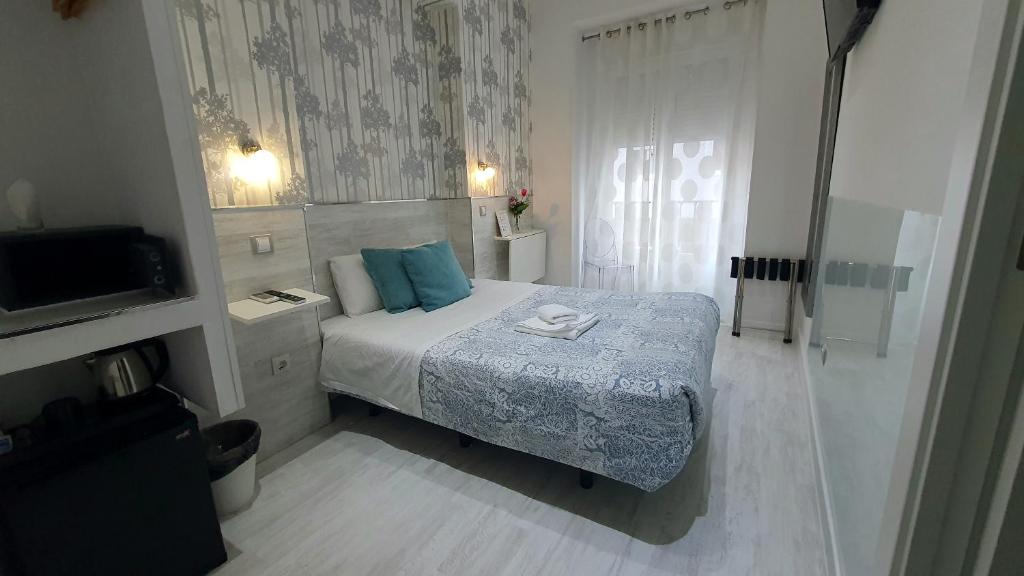 Hostal Met Madrid - 9