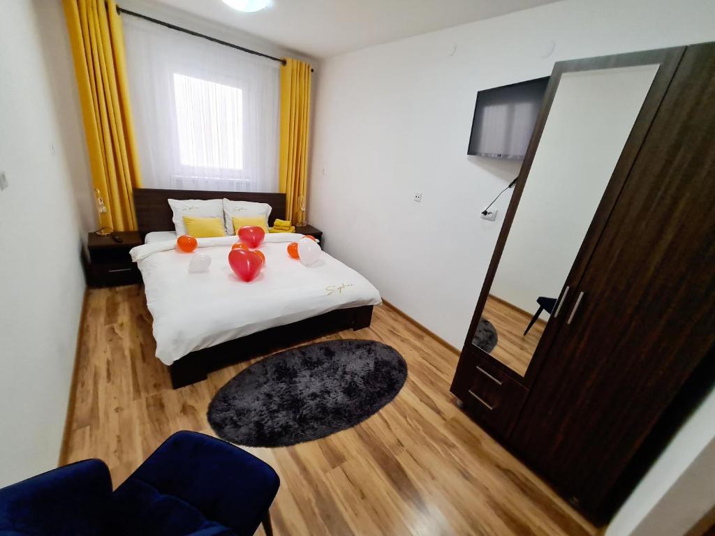 Postel nebo postele na pokoji v ubytování Cabana Sky High