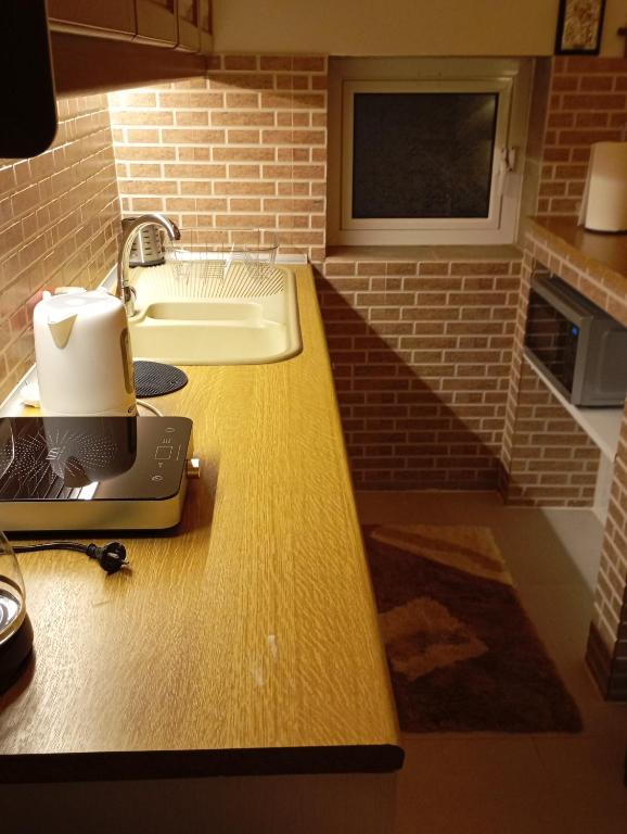 Anna's Apartment and Studio - 12