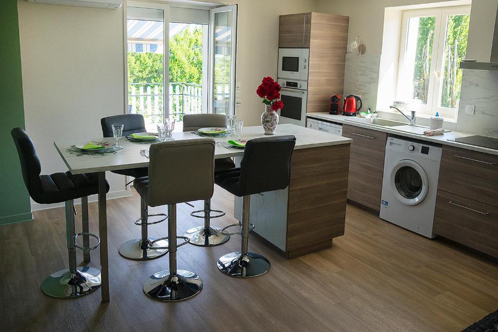Revigora - Apartment With Terrace