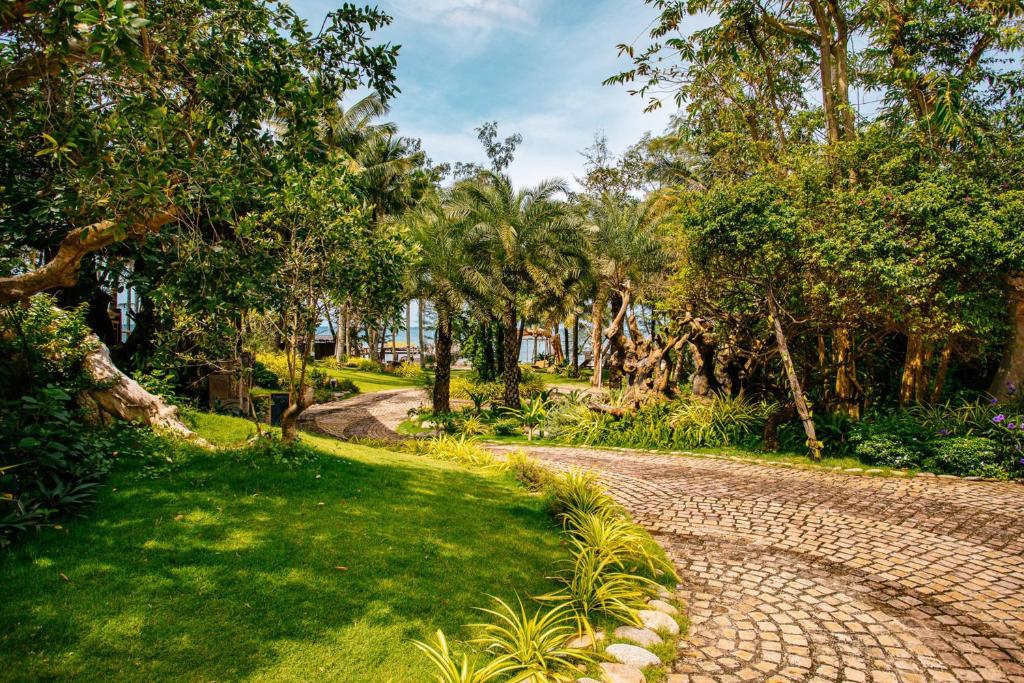 Vườn quanh Ocean Bay Resort & Spa Phu Quoc