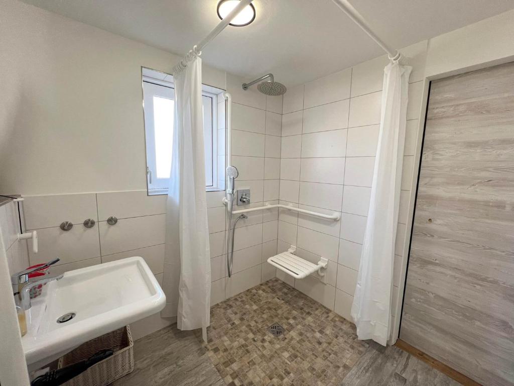 Koupelna v ubytování Pension Haus Lassen