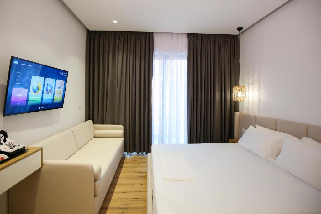 TV/Unterhaltungsangebot in der Unterkunft Oricon Coast Luxury Resort