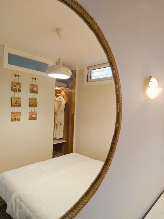 Posteľ alebo postele v izbe v ubytovaní Villa Ulyana Kriaritsi - Athos Sea View & Spa