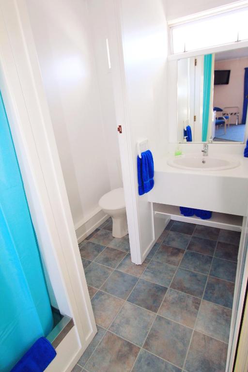 
Standard Twin Room No Spa Bath
