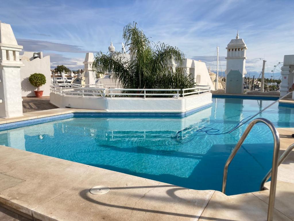 Apartamento Isla de Poniente Puerto Marina