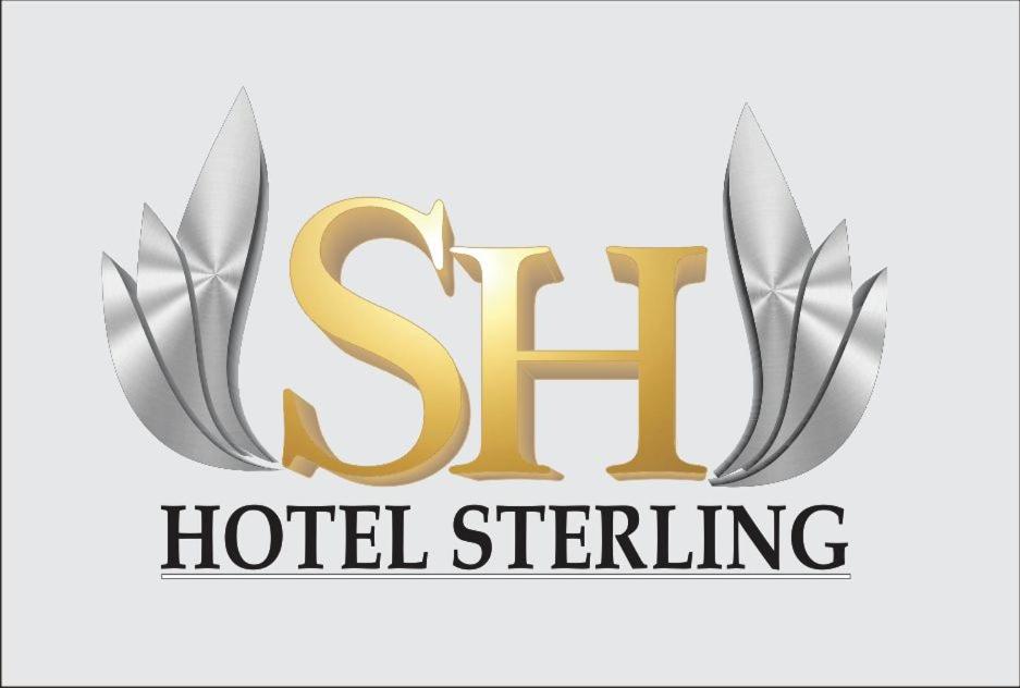 ein Logo für ein Hotel mit den Initialen in der Unterkunft HOTEL STERLING in Cúcuta