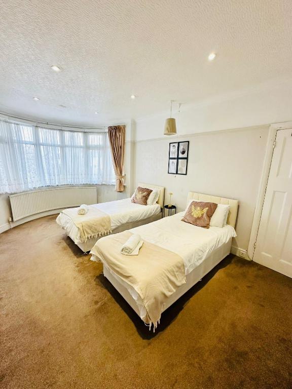 Pinner road, Harrow (updated prices 2024)