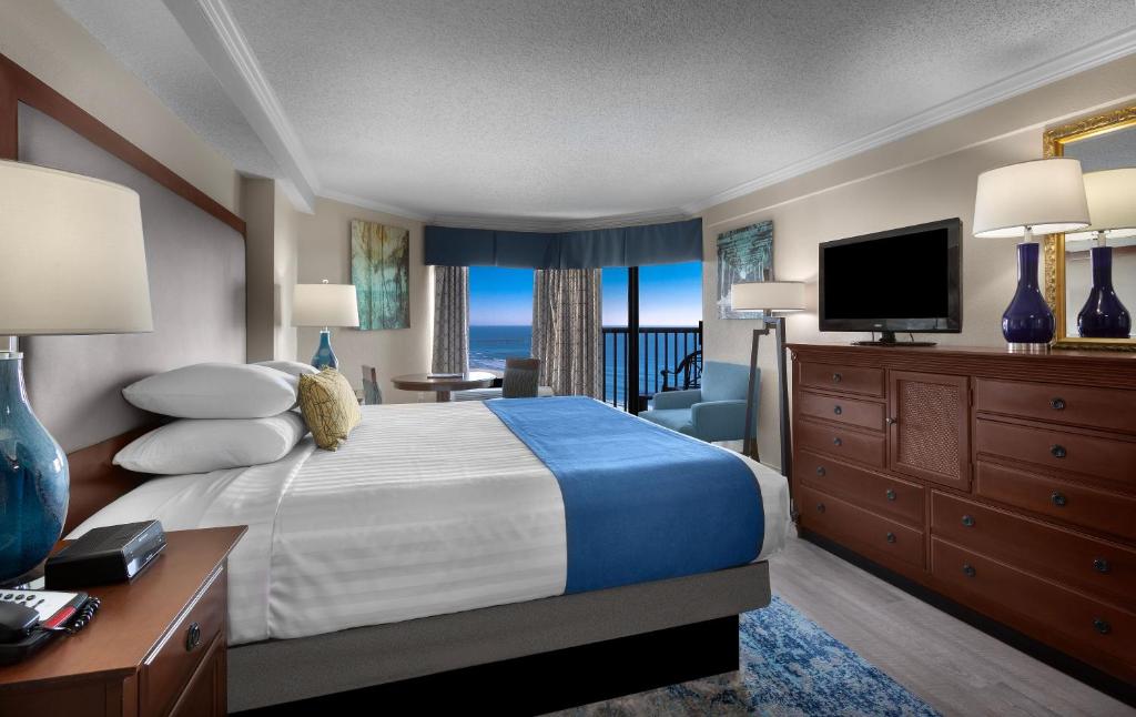 Sea Crest Oceanfront Resort photo