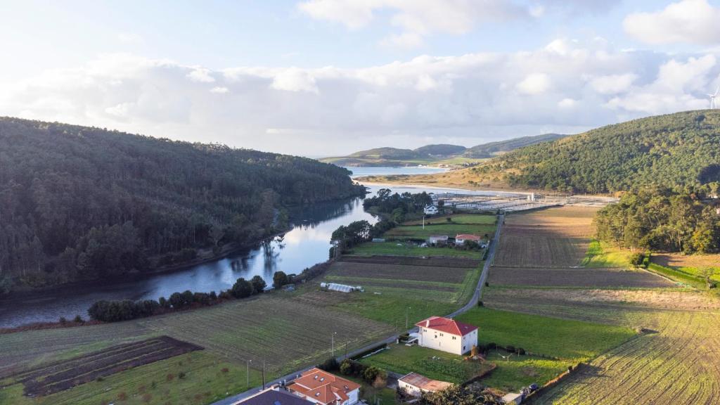 Paisaje cerca of this country house