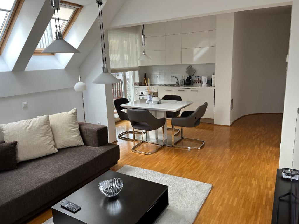 Kuchyň nebo kuchyňský kout v ubytování Bled lux apartment