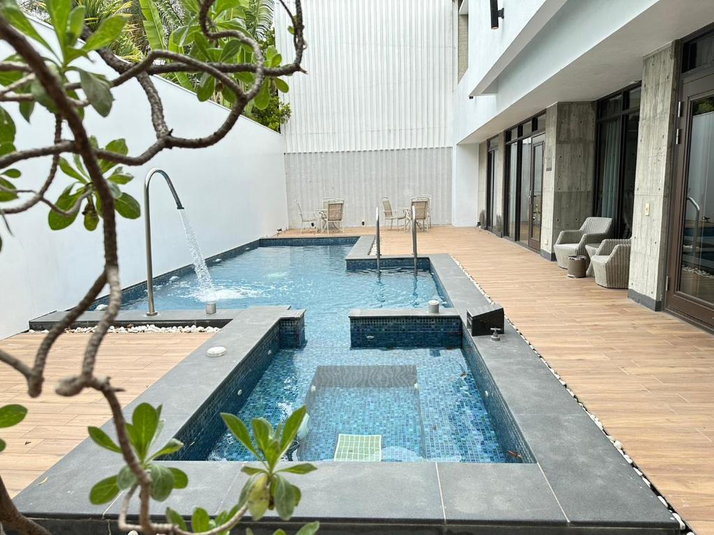 H Villa Innの敷地内または近くにあるプール