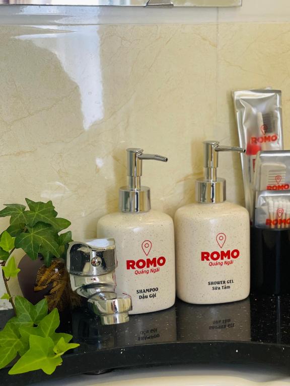 KHÁCH SẠN ROMO - Chambre Quadruple Standard