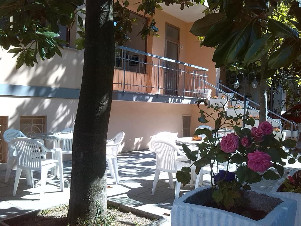 Balkón nebo terasa v ubytování K2 Hotel