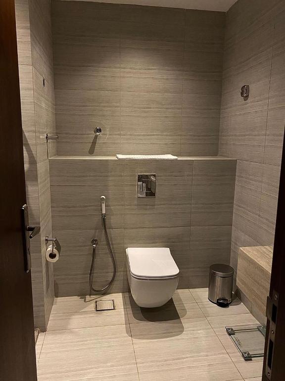 Koupelna v ubytování Enala Hotel- Umluj