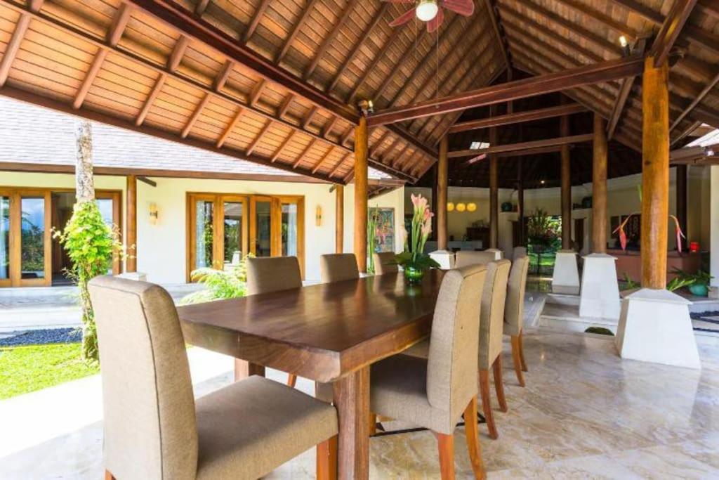 Fotografie z fotogalerie ubytování Jungle Villa! Breath-taking views & near Ubud! v destinaci Penginyahan