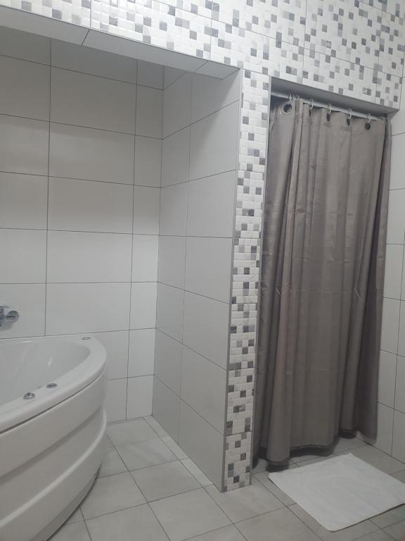 Koupelna v ubytování Hotel Europa