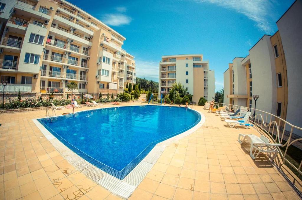 Bazén v ubytování Imperial Fort Club Apartament nebo v jeho okolí