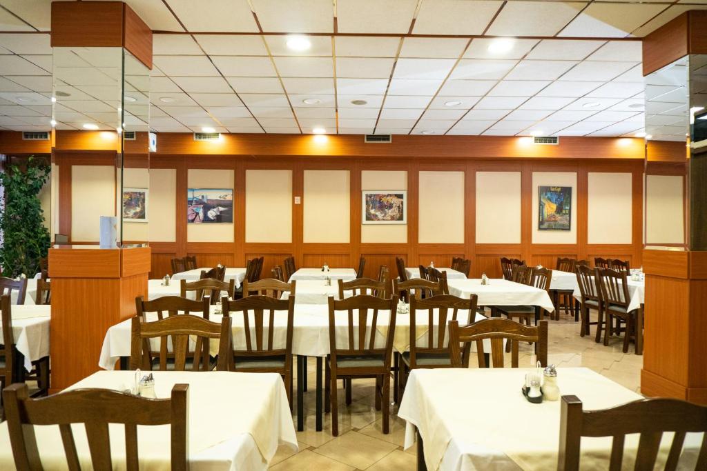Restaurace v ubytování Hotel Europa