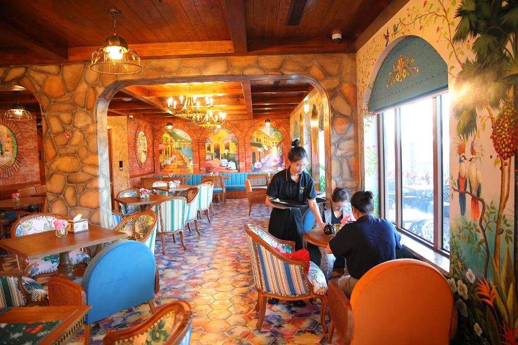 Venice Hotel Phu Quoc - Free Airport Shuttle & Sunset Town Tour - 1