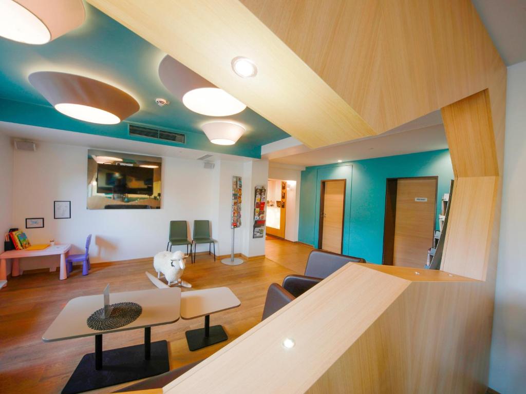 Istumisnurk majutusasutuses B&B Hotel Jena