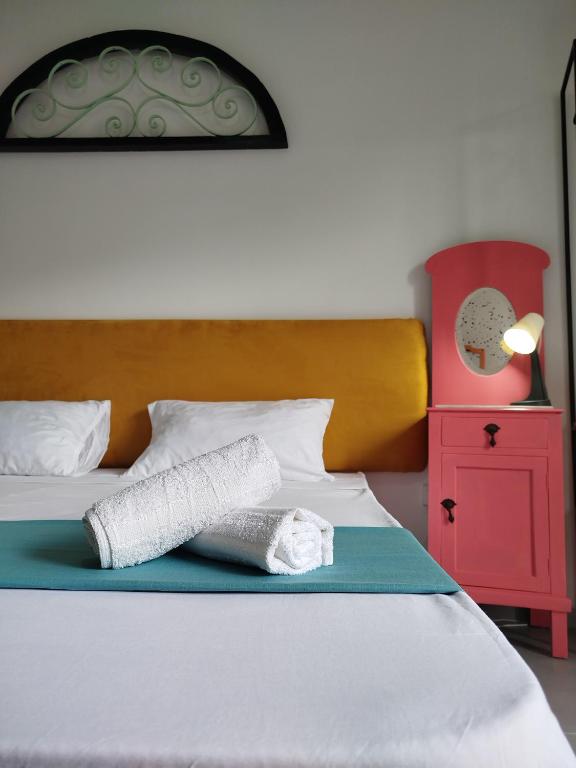 Llit o llits en una habitació de Limestone Sun Suites