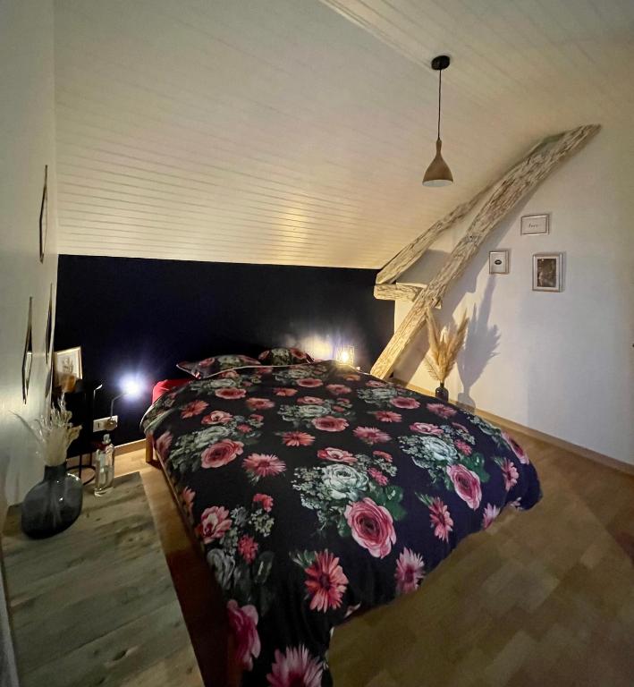 Postel nebo postele na pokoji v ubytování L’ATYPIK