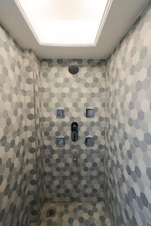 Koupelna v ubytování Hotel Ganga Ratan