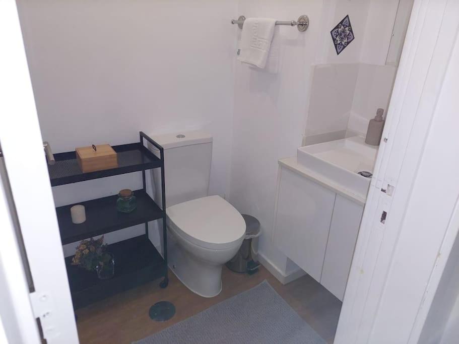 A bathroom at Seni`s House