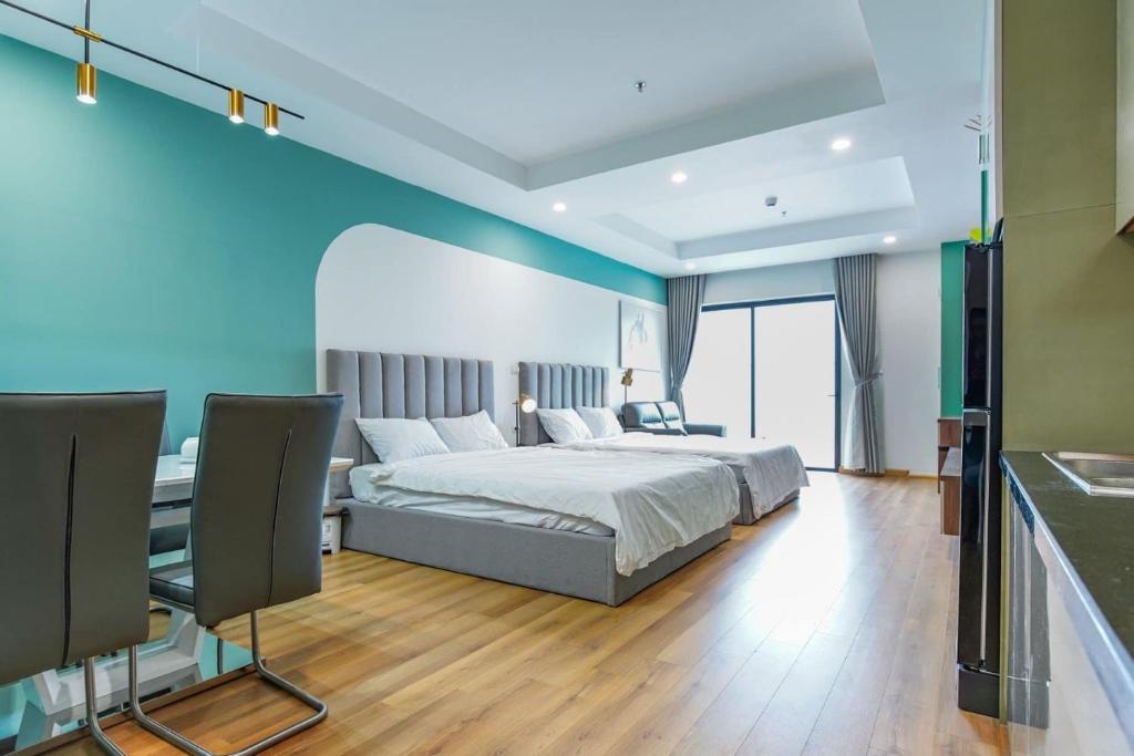 Postel nebo postele na pokoji v ubytování Căn Hộ TMS View Biển Quy Nhơn
