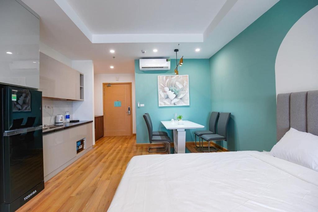 Postel nebo postele na pokoji v ubytování Căn Hộ TMS View Biển Quy Nhơn