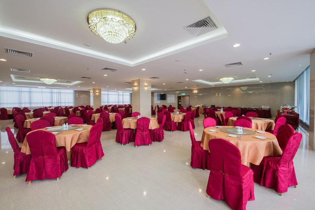 Restaurace v ubytování Grand InHotel Kota Kinabalu