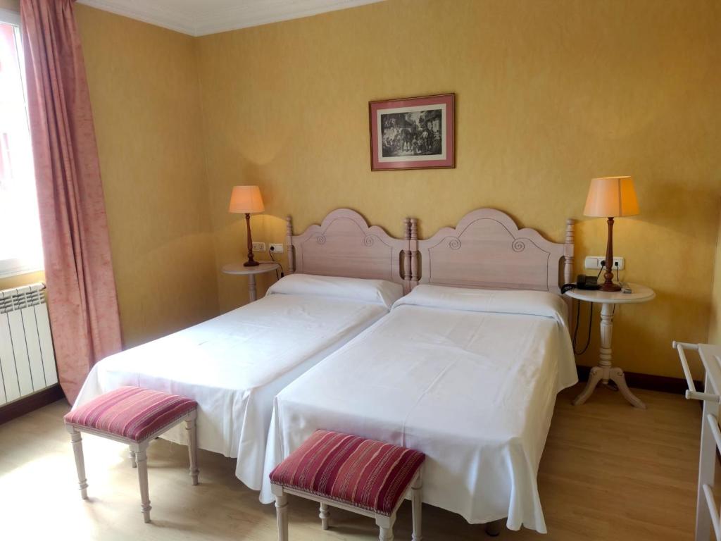 Hotel San Camilo - Standard Single Room