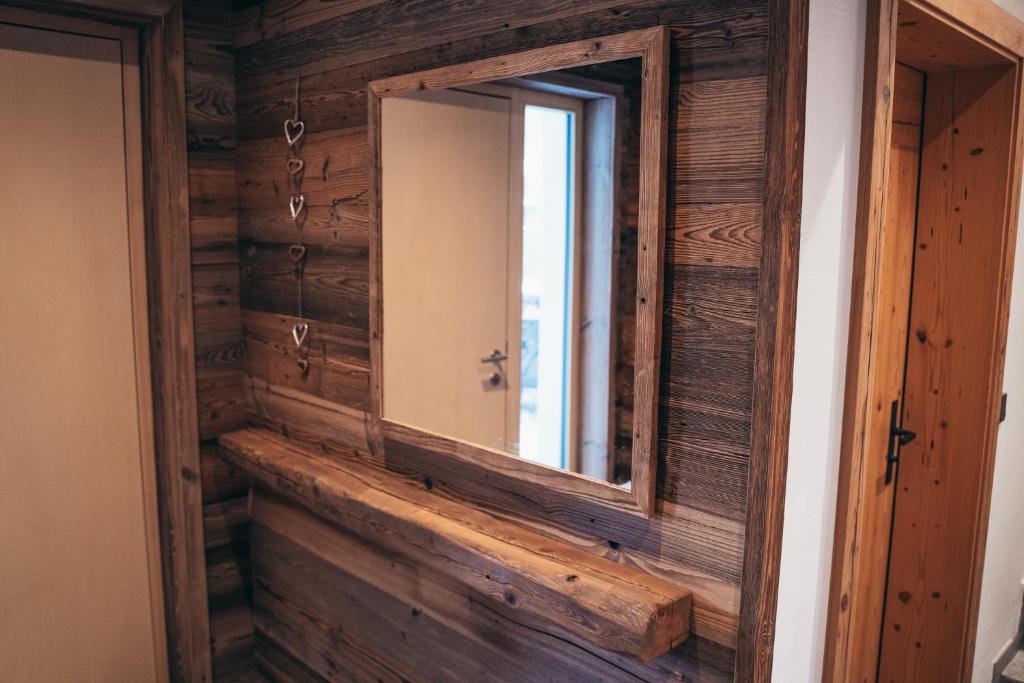 Koupelna v ubytování Alpe Chalets Goldener Hirsch