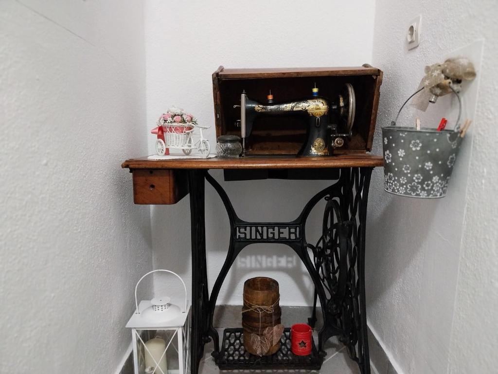 Zdjęcie z galerii obiektu Apartment Ada bed & breakfast w mieście Gračac