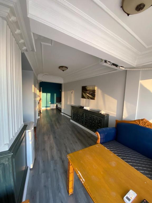 Fotografie z fotogalerie ubytování YALI HOUSE v destinaci Istanbul