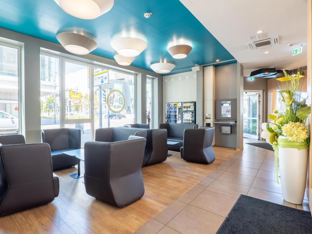 Posezení v ubytování B&B Hotel Ludwigshafen