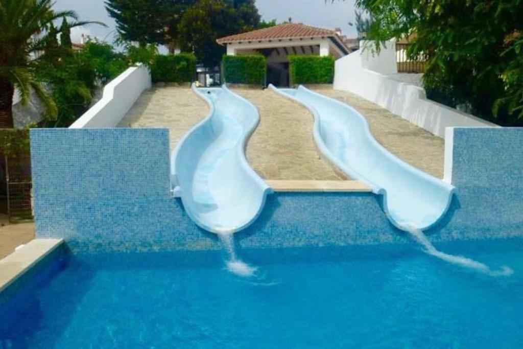 Bazén v ubytování Precioso apartamento piscinas Cala en Porter nebo v jeho okolí