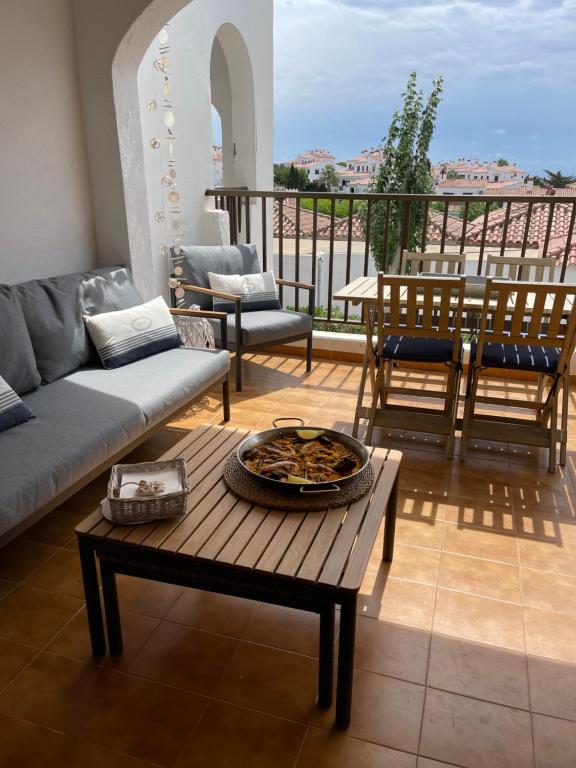 Balkón nebo terasa v ubytování Precioso apartamento piscinas Cala en Porter