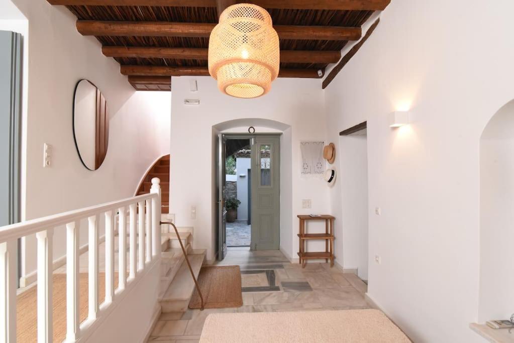 Fotografie z fotogalerie ubytování Mansion Veranda v destinaci Hydra