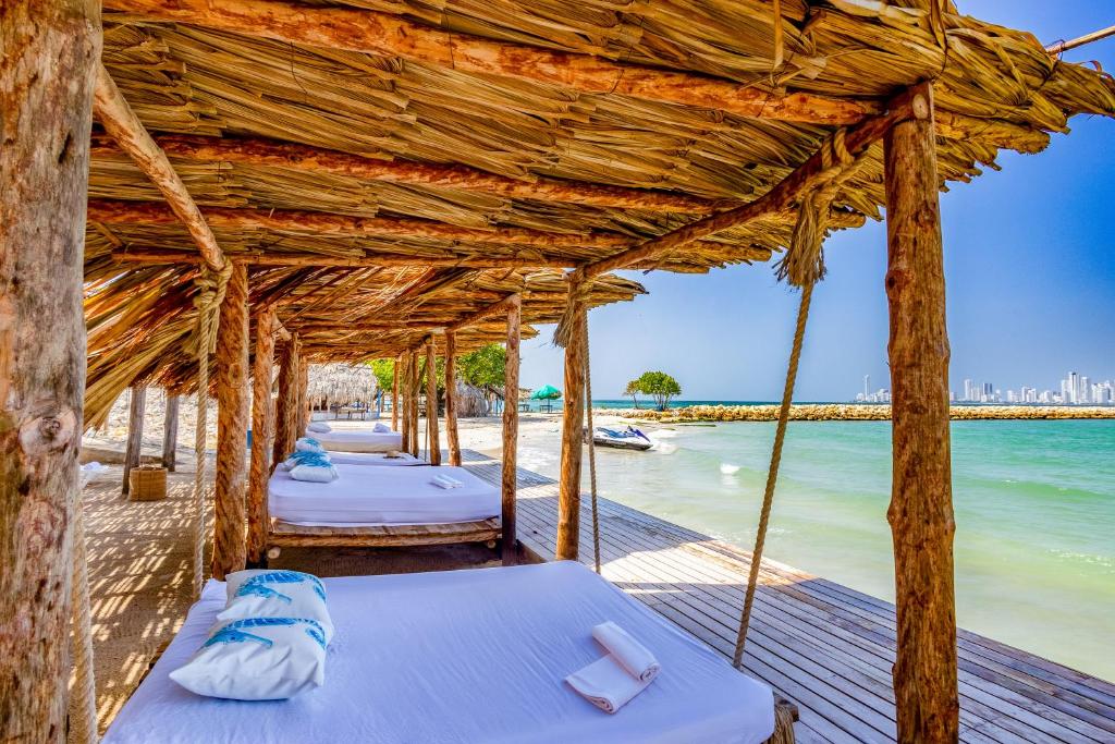 Hoteles de lujo en la isla tierra bomba 531555211
